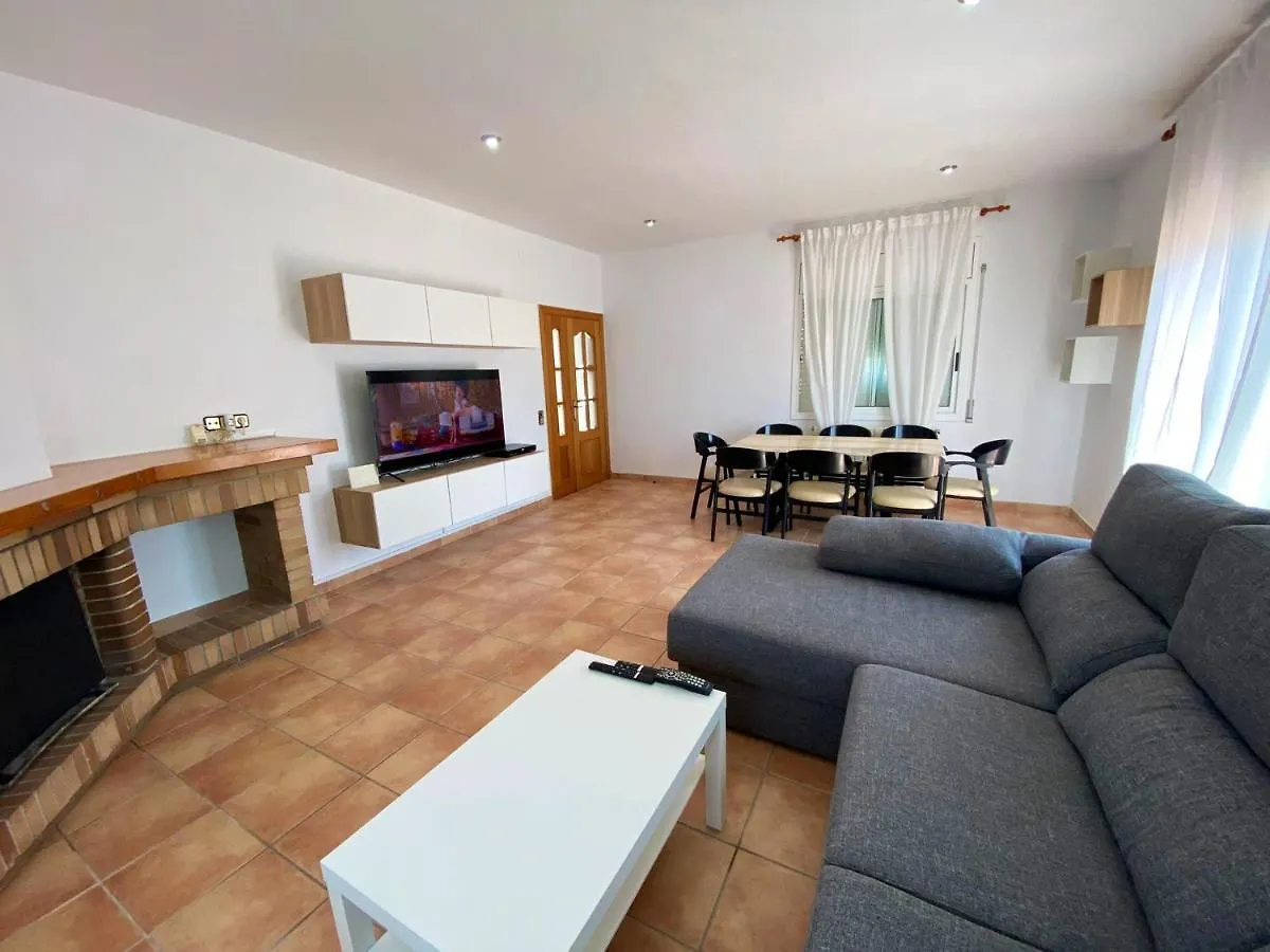 Bright Villa In Vidreres With Private Pool And Jacuzzi