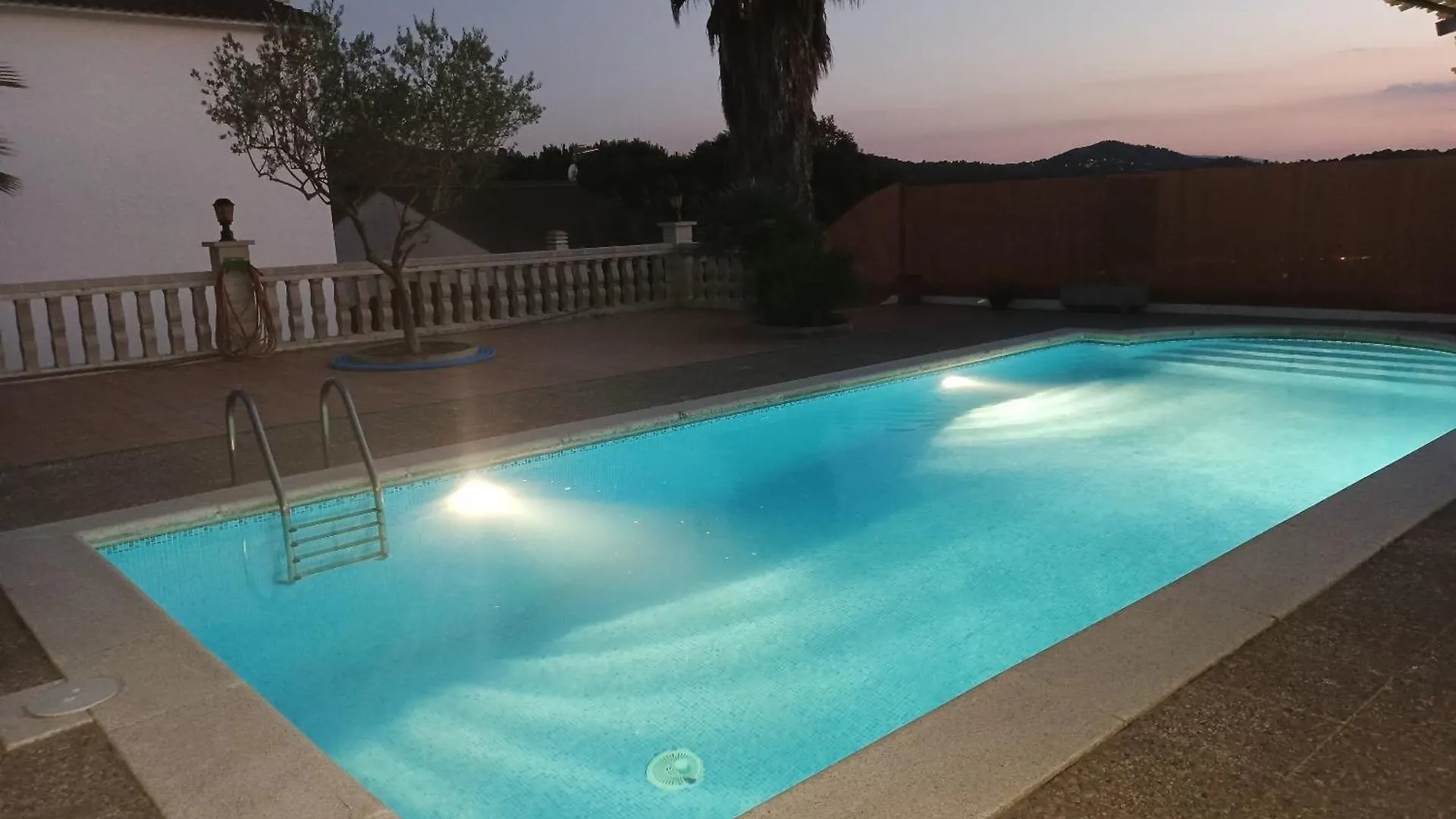 Bright Villa In Vidreres With Private Pool And Jacuzzi